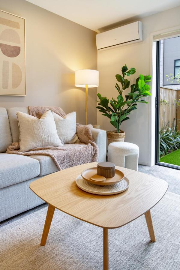 Gorgeous Getaway On Gloucester St- 1 Bed 1 Bath Крайстчърч Екстериор снимка