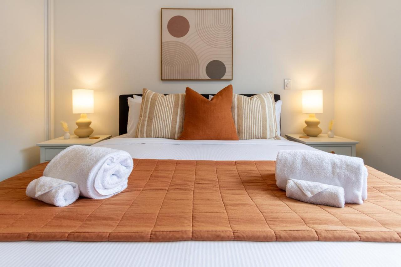 Gorgeous Getaway On Gloucester St- 1 Bed 1 Bath Крайстчърч Екстериор снимка